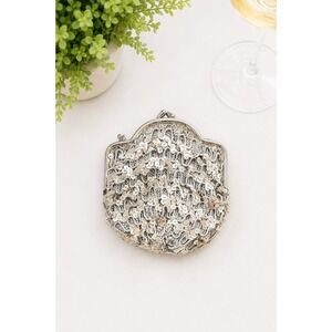Vintage 1960s Silver Sequined Kiss Lock Cocktail Purse Retro Evening‎ Handbag